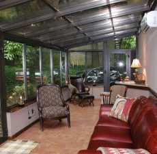 Furnished straight roof sunroom