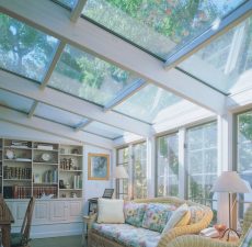 Fully furnished sunroom