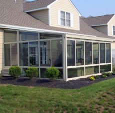 Straight roof sunroom