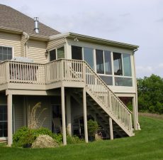 mounted screened room addition to deck